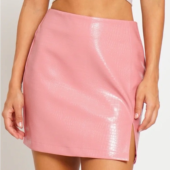 NWOT Pink Faux Leather Mini Skirt - Picture 1 of 10